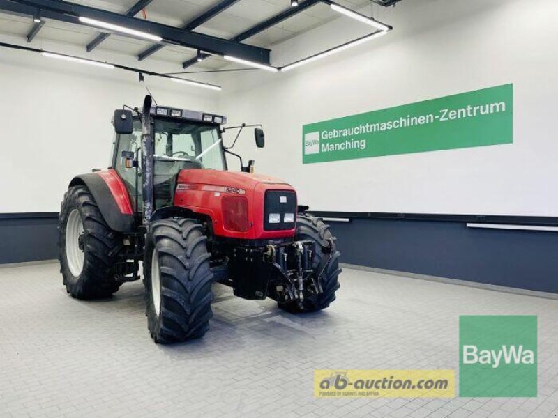 Traktor del tipo Massey Ferguson 8240 POWER CONTROL, Gebrauchtmaschine en Manching (Imagen 1)