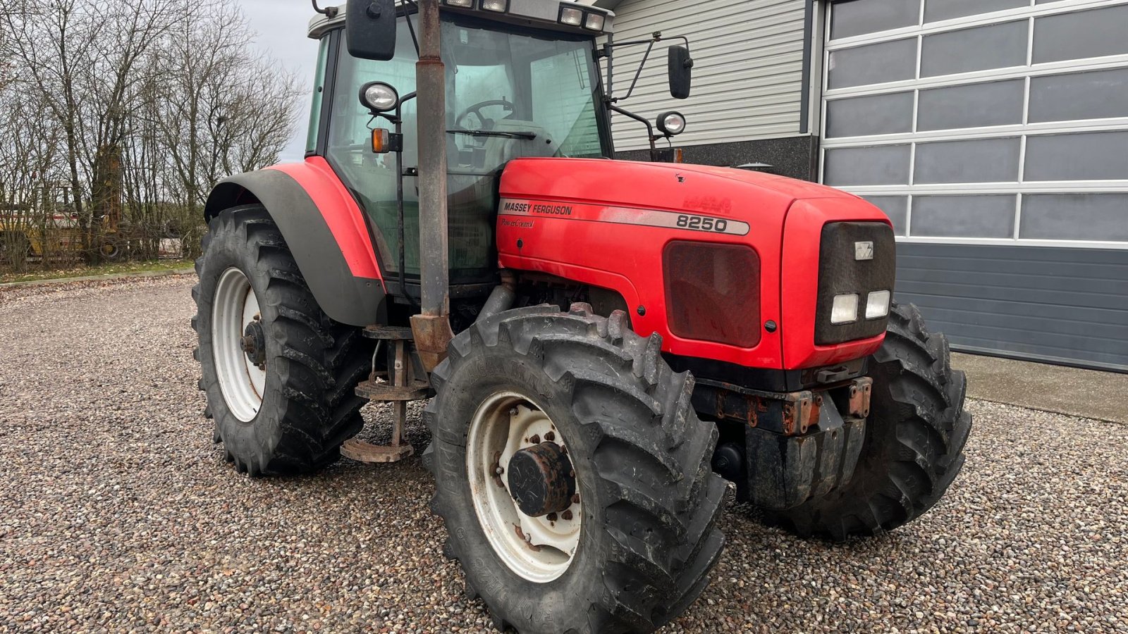 Traktor tip Massey Ferguson 8250 Powercontrol, Gebrauchtmaschine in Lintrup (Poză 17)