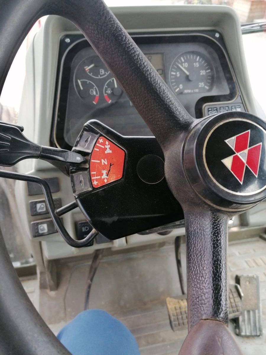 Traktor типа Massey Ferguson 8280-4, Gebrauchtmaschine в Burgkirchen (Фотография 5)