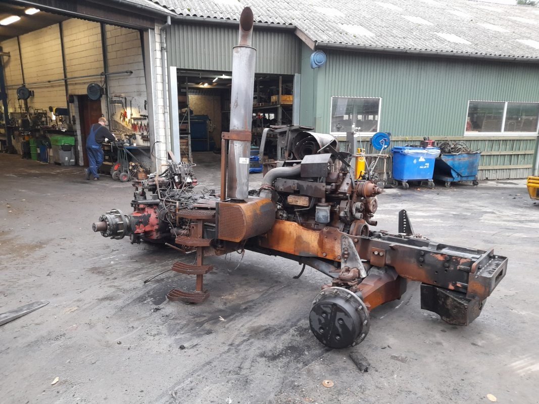 Traktor Türe ait Massey Ferguson 8280, Gebrauchtmaschine içinde Viborg (resim 2)