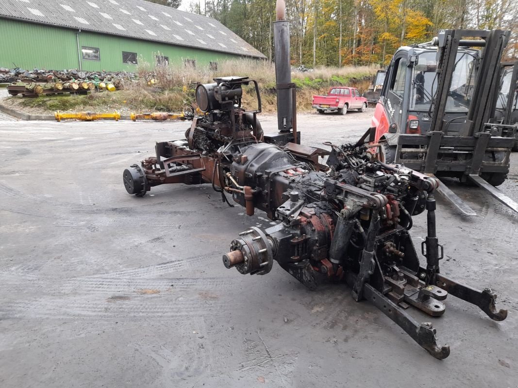 Traktor Türe ait Massey Ferguson 8280, Gebrauchtmaschine içinde Viborg (resim 3)