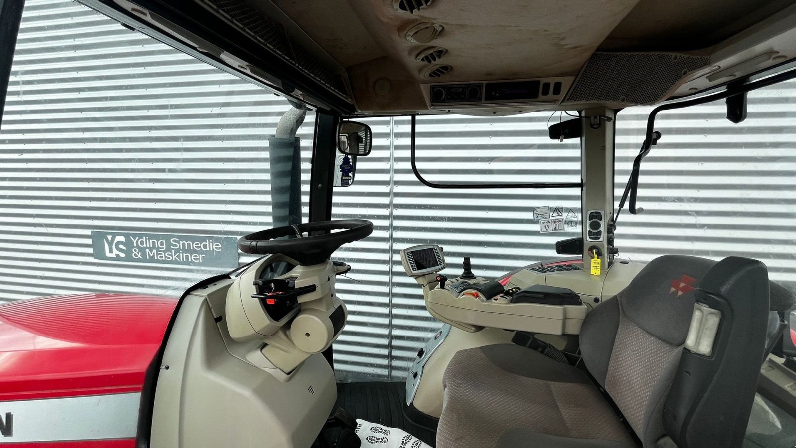 Traktor типа Massey Ferguson 8660 Dyna-V, Gebrauchtmaschine в Horsens (Фотография 10)