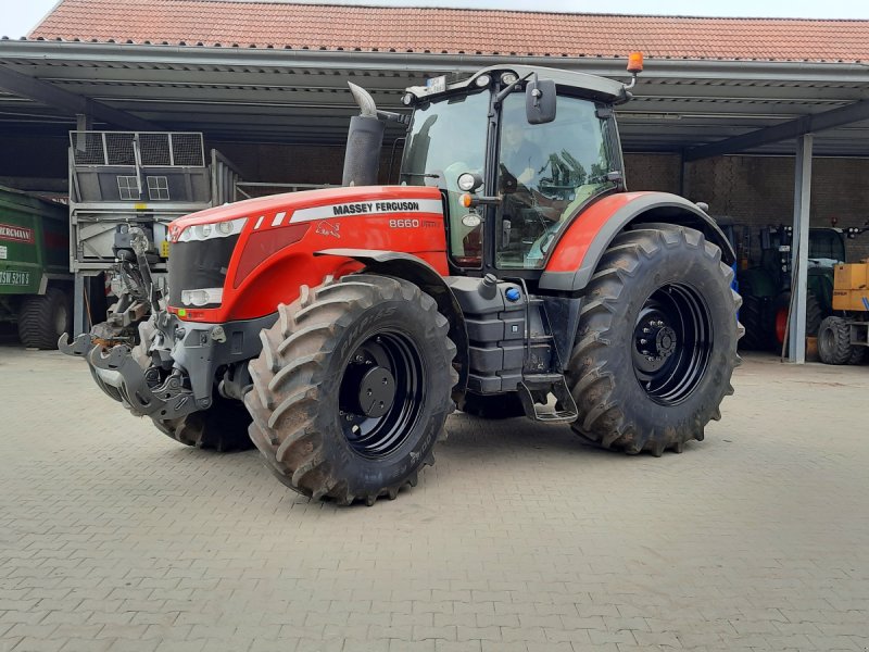 Traktor des Typs Massey Ferguson 8660 Dyna VT FZ, Gebrauchtmaschine in Gifhorn (Bild 1)