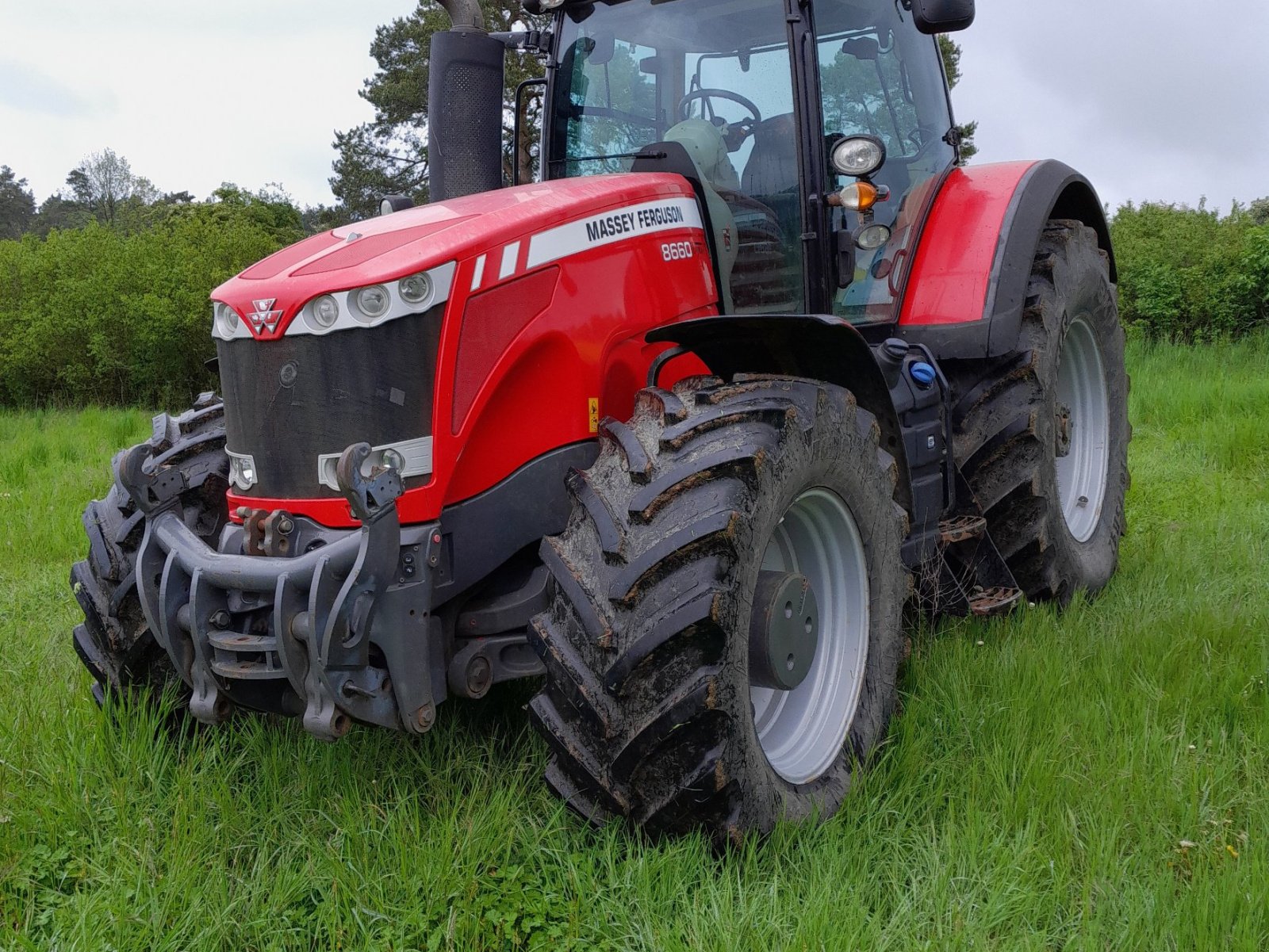 Traktor of the type Massey Ferguson 8660, Gebrauchtmaschine in Kasendorf (Picture 1)