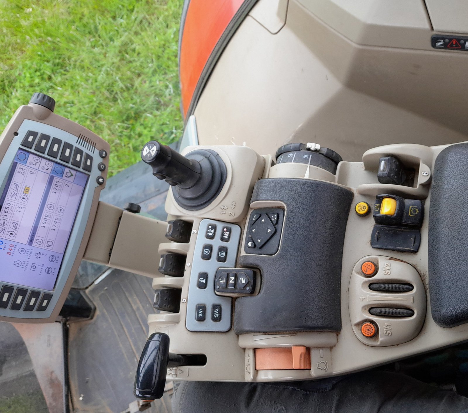 Traktor of the type Massey Ferguson 8660, Gebrauchtmaschine in Kasendorf (Picture 20)