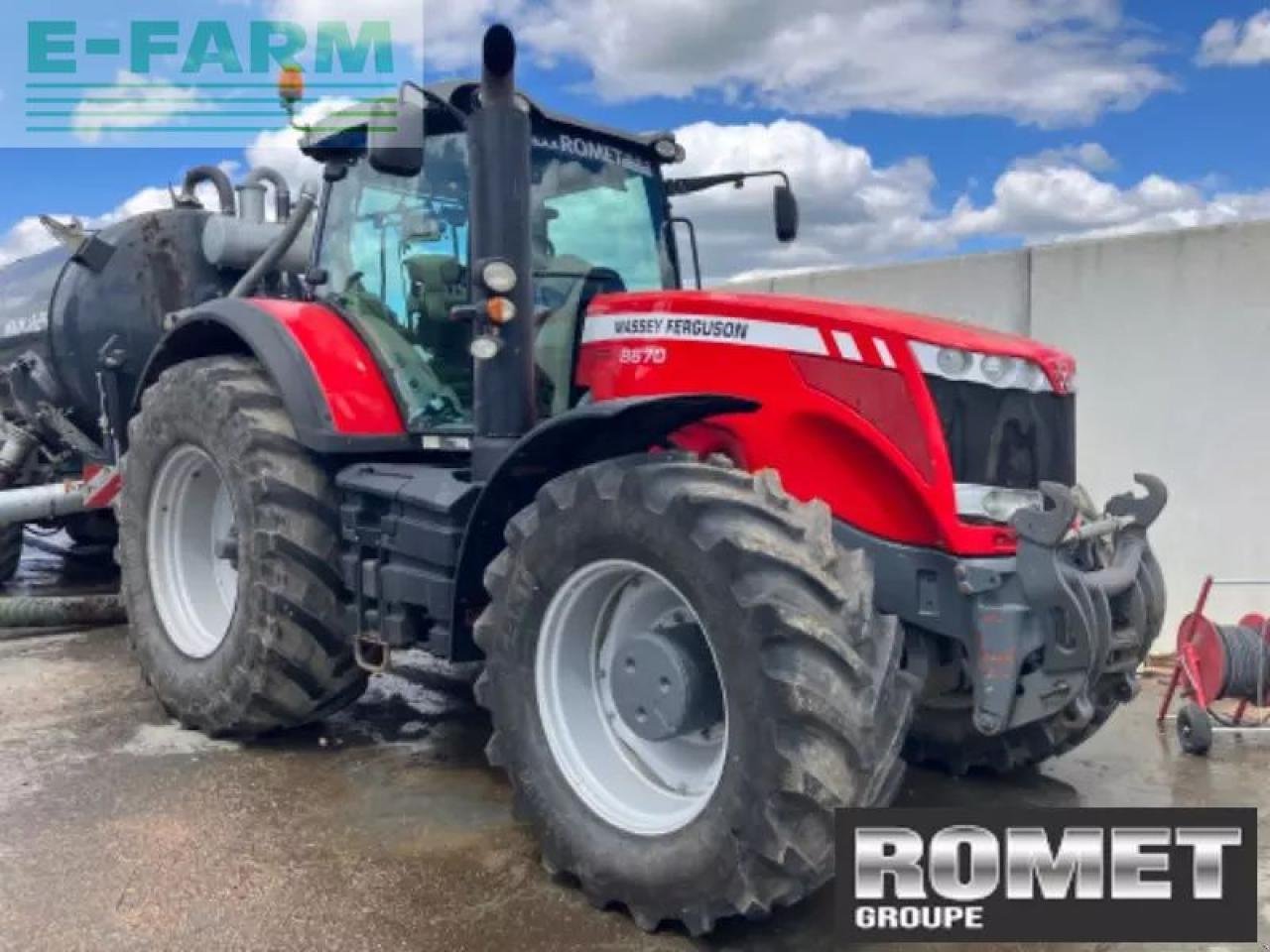 Traktor Türe ait Massey Ferguson 8670, Gebrauchtmaschine içinde GENNES-SUR-GLAIZE (resim 1)