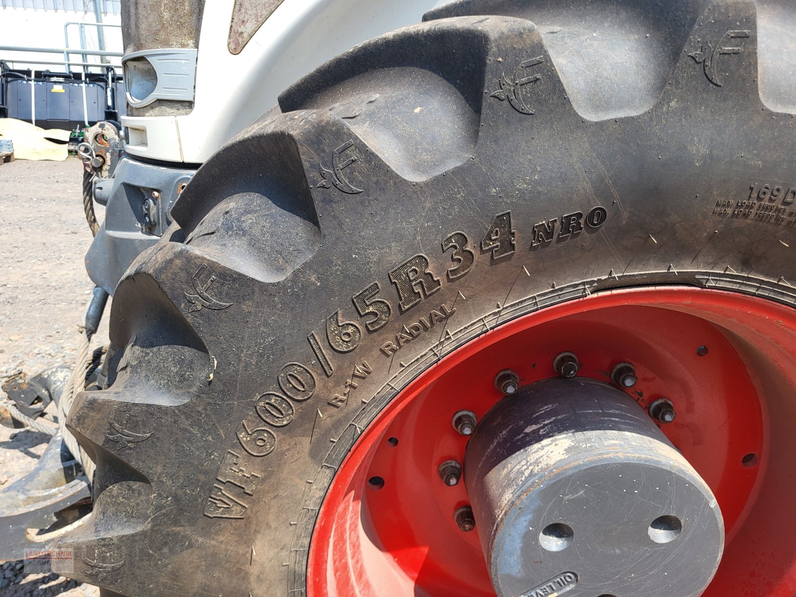 Traktor typu Massey Ferguson 8680 Dyna VT, Gebrauchtmaschine v Kirkel-Altstadt (Obrázek 10)