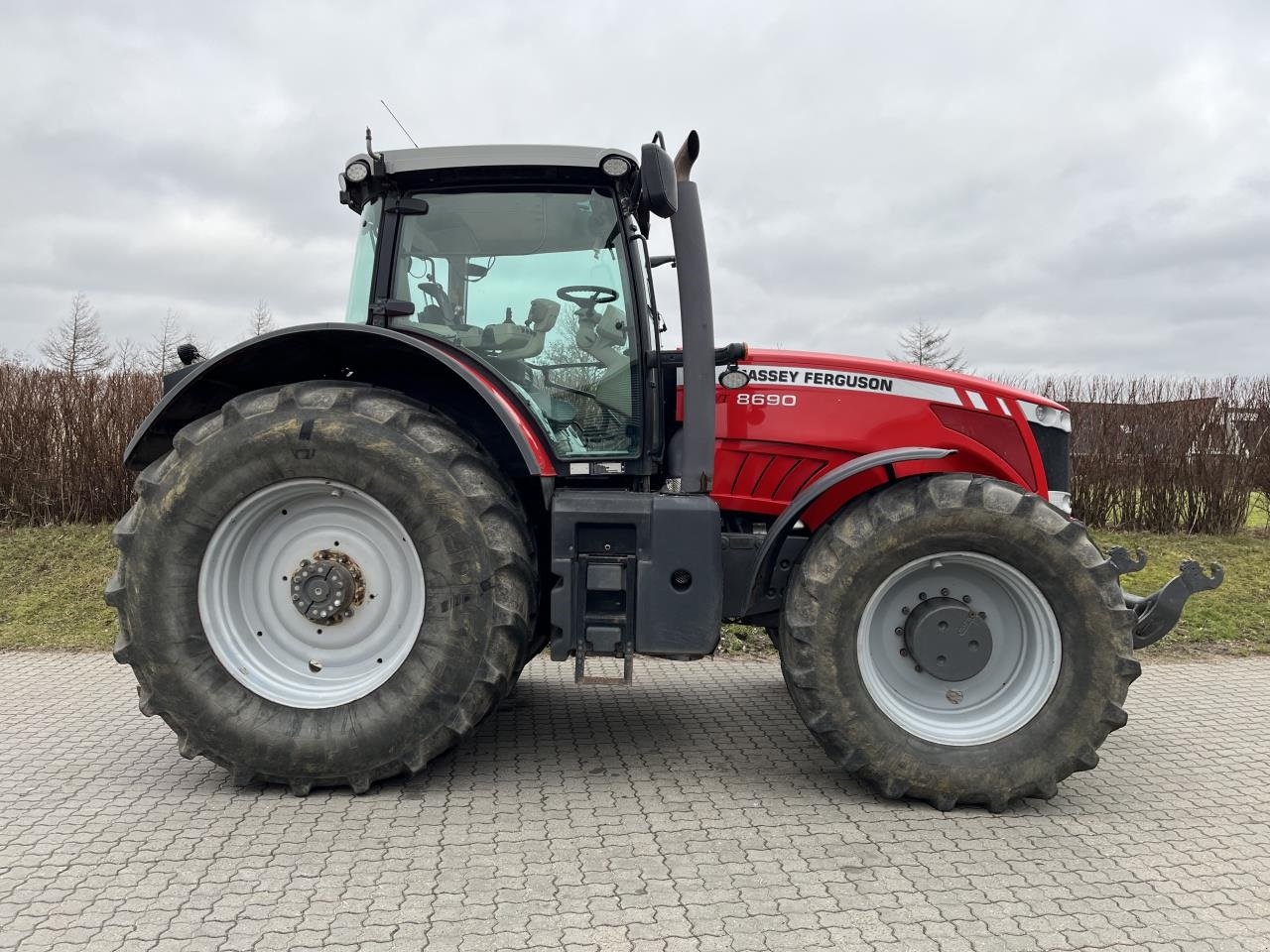 Traktor Türe ait Massey Ferguson 8690 DYNA VT, Gebrauchtmaschine içinde Jelling (resim 2)