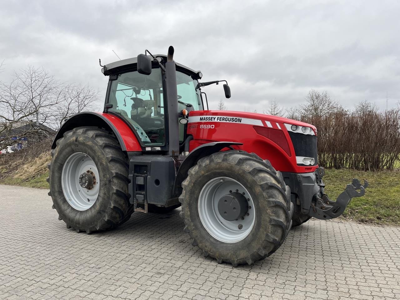 Traktor Türe ait Massey Ferguson 8690 DYNA VT, Gebrauchtmaschine içinde Jelling (resim 3)