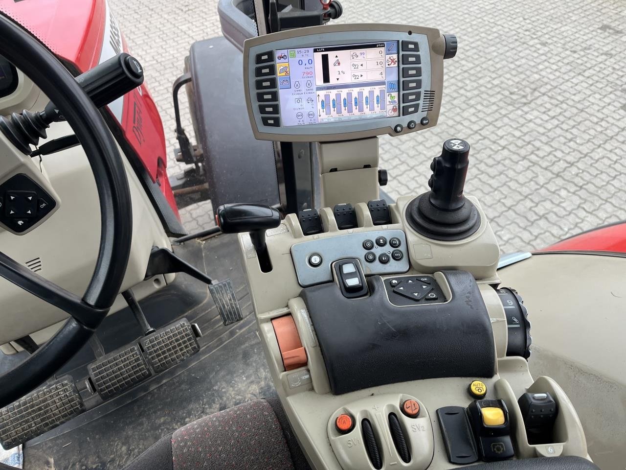 Traktor Türe ait Massey Ferguson 8690 DYNA VT, Gebrauchtmaschine içinde Jelling (resim 7)