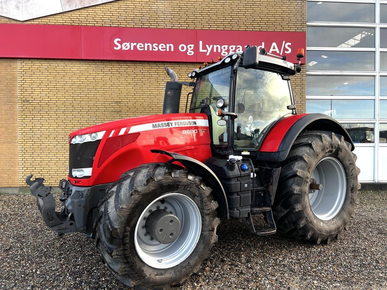 Traktor typu Massey Ferguson 8690 DYNA VT, Gebrauchtmaschine v Viborg (Obrázek 1)