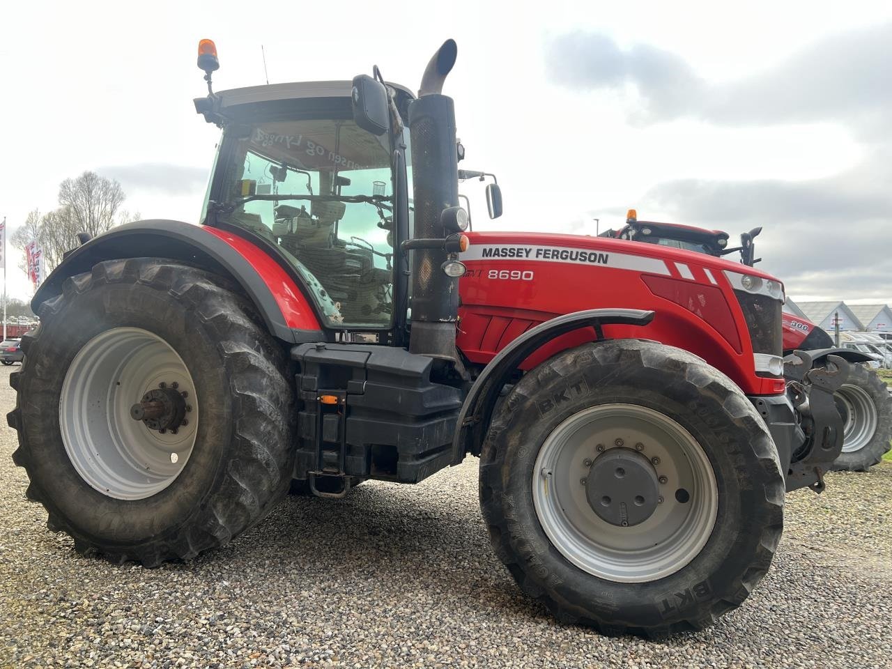 Traktor типа Massey Ferguson 8690 DYNA VT, Gebrauchtmaschine в Viborg (Фотография 9)