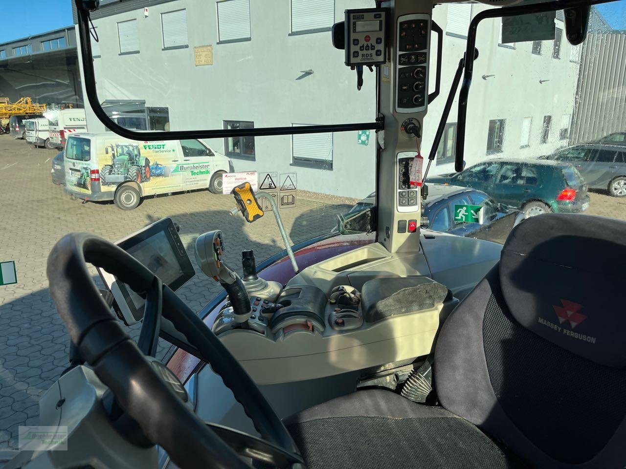 Traktor del tipo Massey Ferguson 8727 Dyna-VT, Gebrauchtmaschine In Coppenbruegge (Immagine 6)