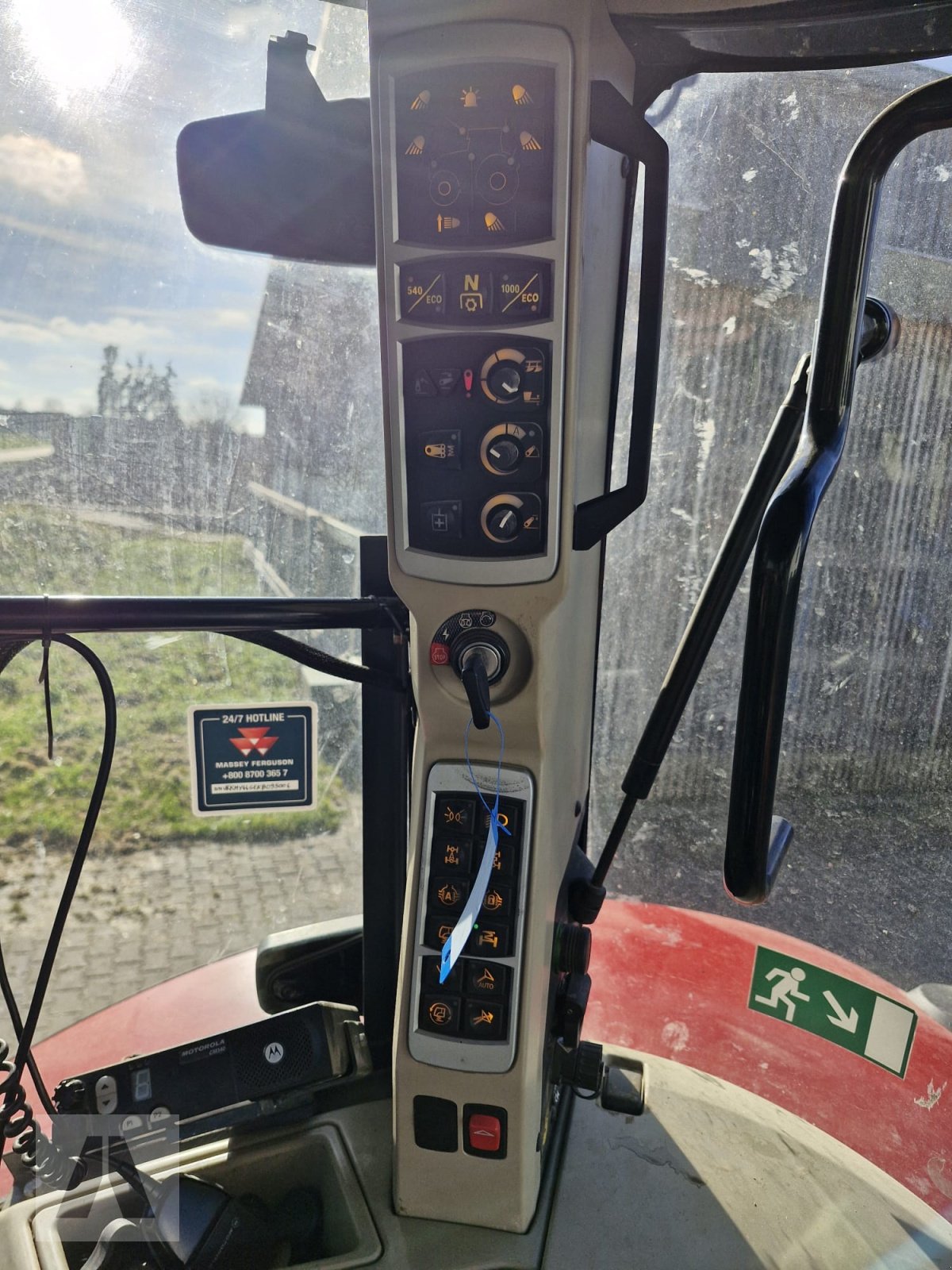 Traktor des Typs Massey Ferguson 8727 S Dyna VT, Gebrauchtmaschine in Langweid am Lech (Bild 9)