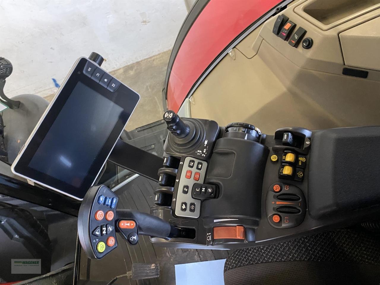 Traktor van het type Massey Ferguson 8727S, Gebrauchtmaschine in Bad Wildungen - Wega (Foto 5)