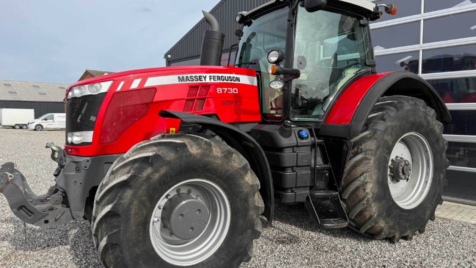 Traktor des Typs Massey Ferguson 8730 Dyna VT Kun 2000 timer, Gebrauchtmaschine in Hadsten (Bild 1)