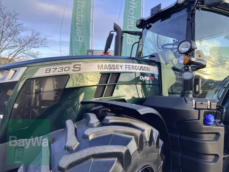Traktor van het type Massey Ferguson 8730S DYNA-VT NEW EXCLUSIVE, Gebrauchtmaschine in Ansbach (Foto 4)