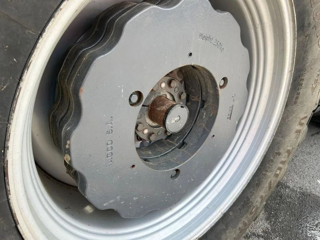 Traktor des Typs Massey Ferguson 8730S EXCLUSIVE, Gebrauchtmaschine in JOSSELIN (Bild 8)