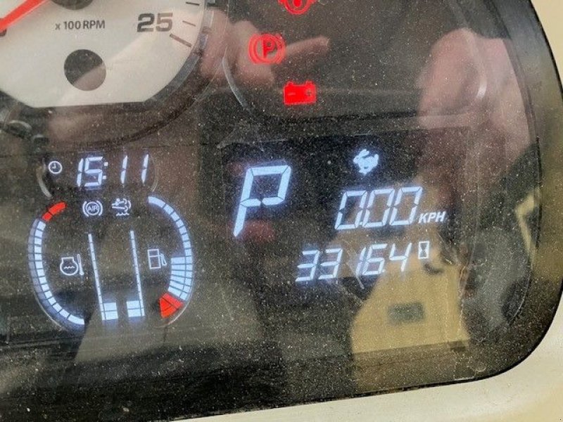 Traktor του τύπου Massey Ferguson 8732 S DVT EXCLUSIVE, Gebrauchtmaschine σε PUSEY (Φωτογραφία 3)