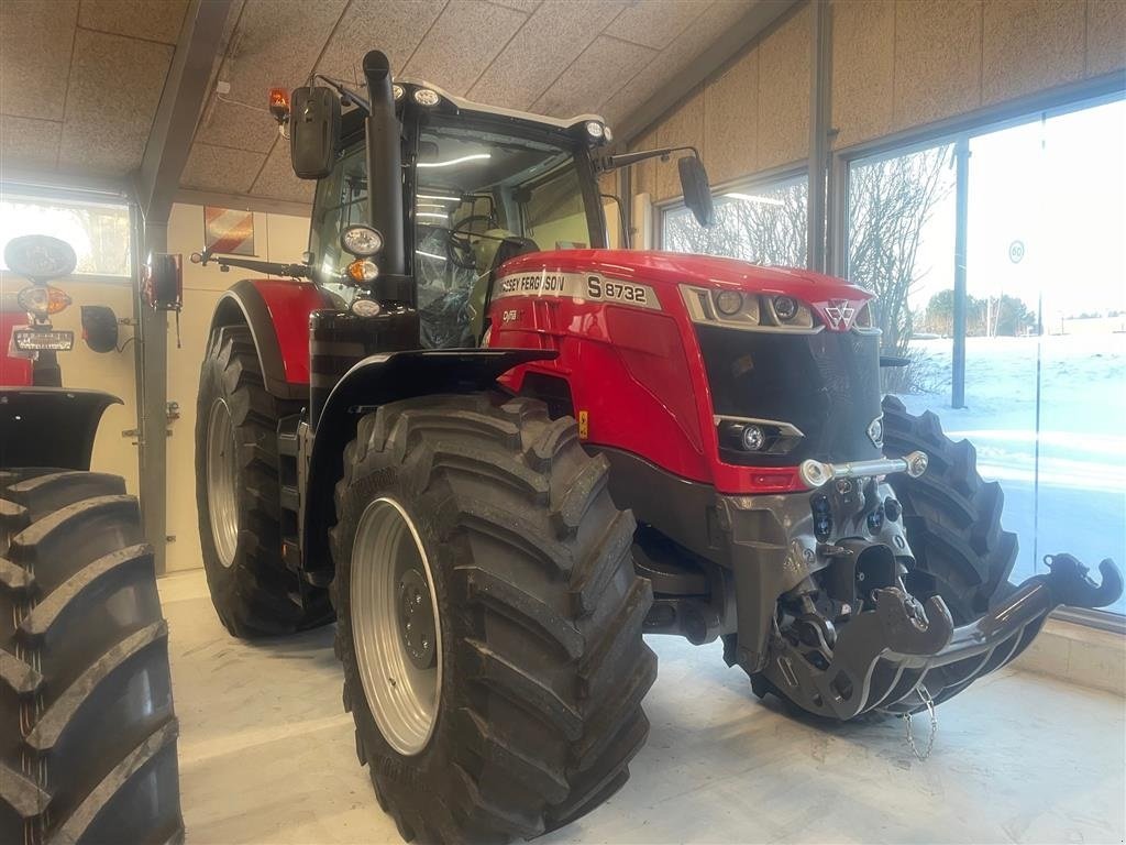 Traktor tipa Massey Ferguson 8732 S Dyna VT Exclusive Front PTO, Gebrauchtmaschine u Støvring (Slika 2)