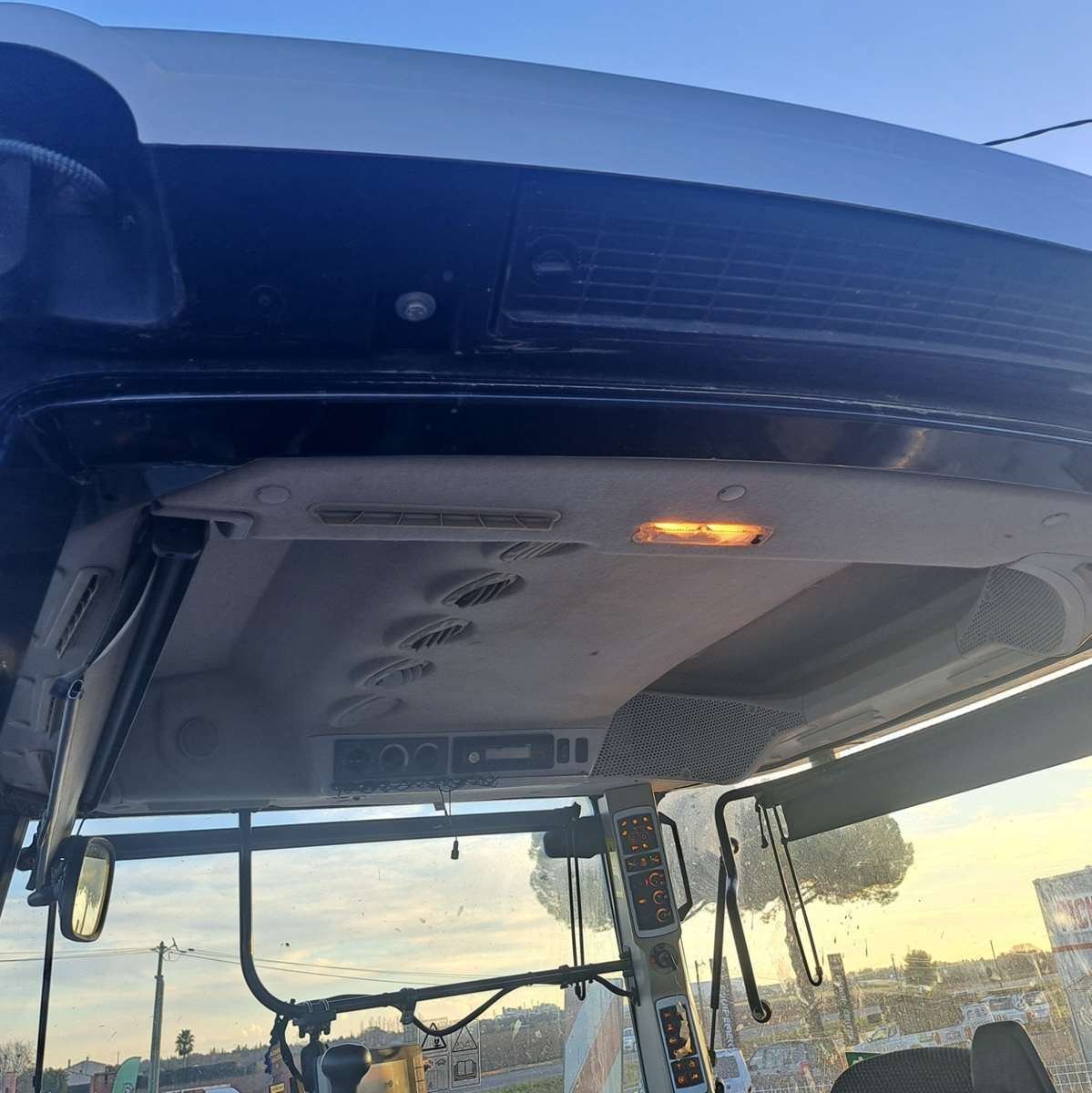 Traktor of the type Massey Ferguson 8732, Gebrauchtmaschine in UCHAUD (Picture 7)