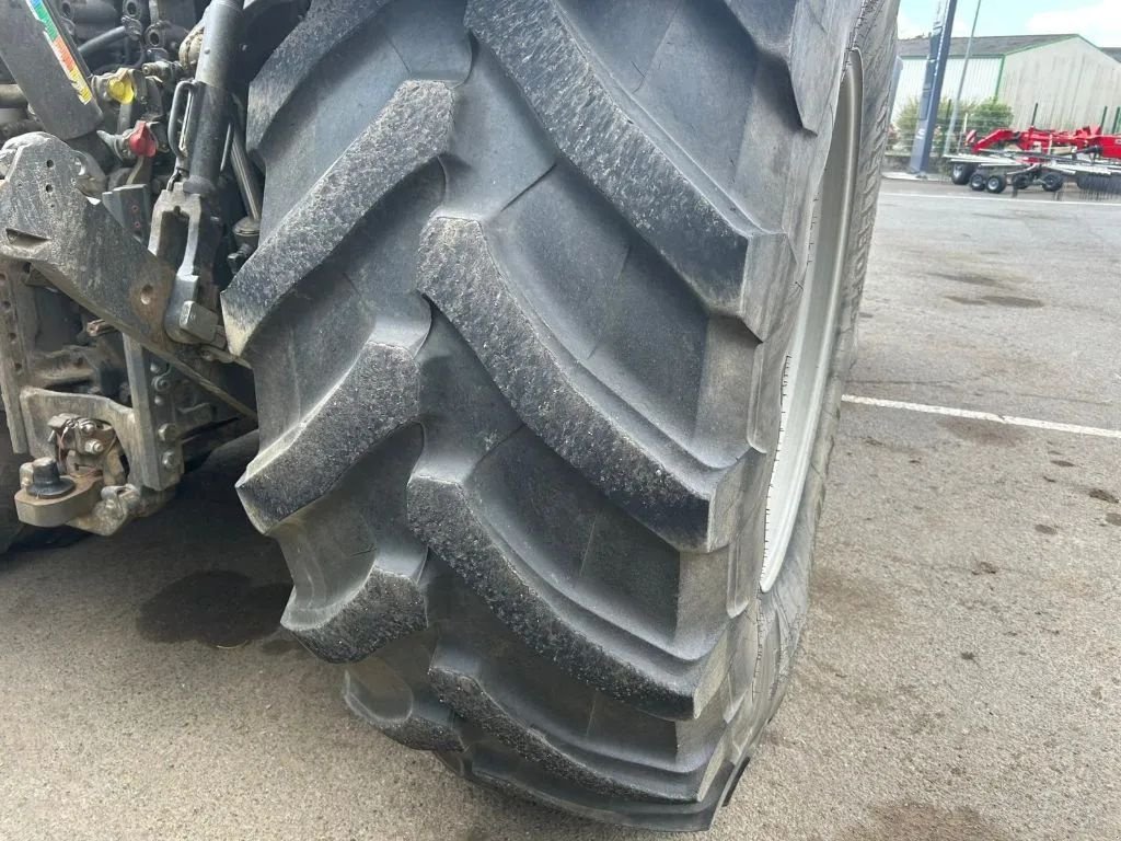 Traktor типа Massey Ferguson 8732S EXCLUSIVE, Gebrauchtmaschine в JOSSELIN (Фотография 6)