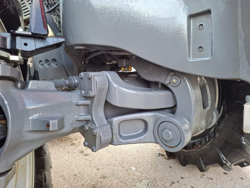 Traktor of the type Massey Ferguson 8732s, Gebrauchtmaschine in CHEMAUDIN ET VAUX (Picture 11)