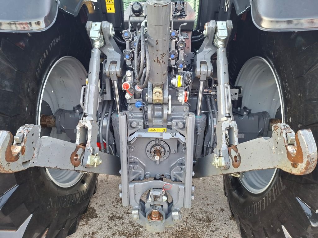 Traktor of the type Massey Ferguson 8732s, Gebrauchtmaschine in CHEMAUDIN ET VAUX (Picture 5)