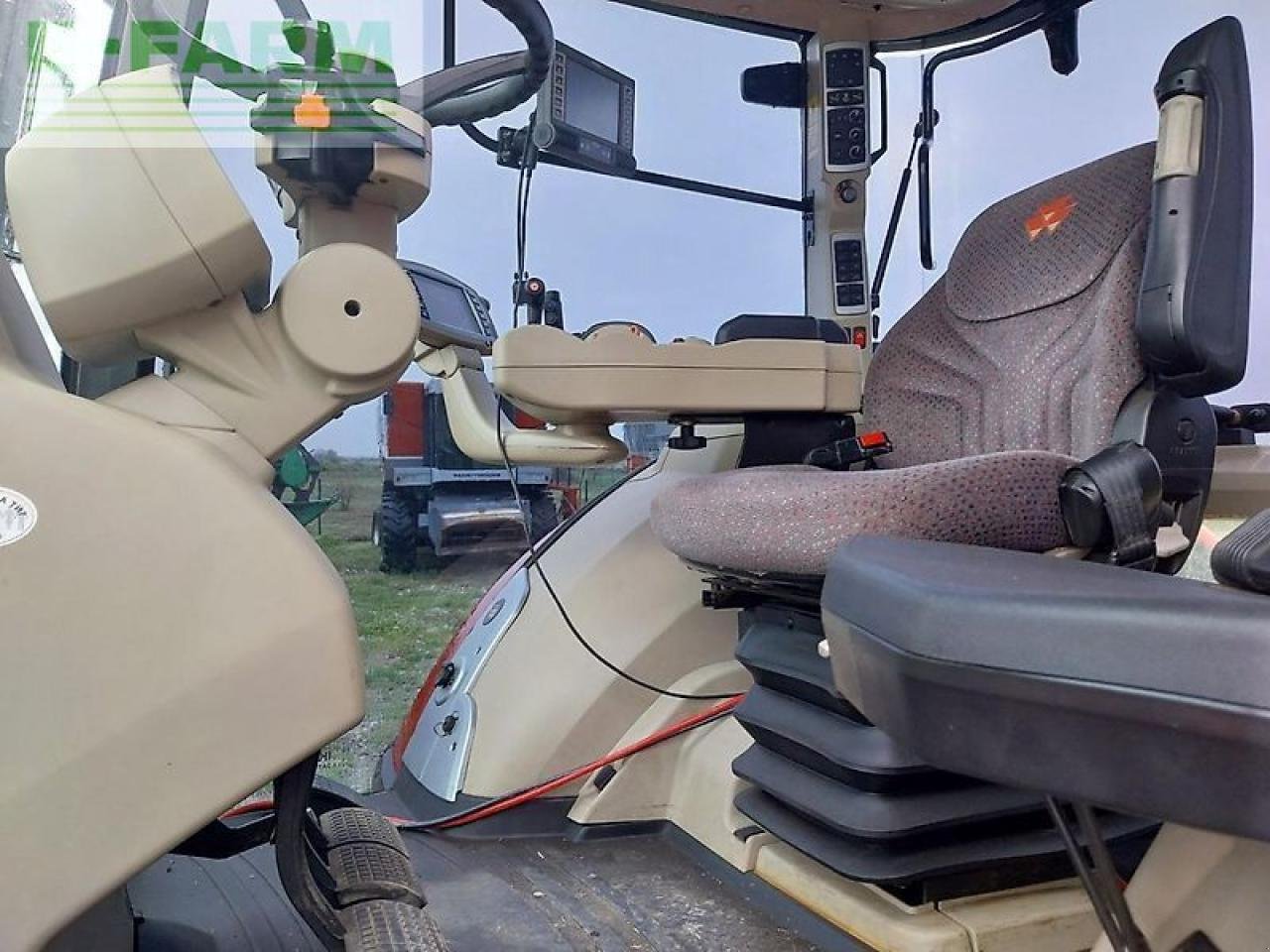 Traktor typu Massey Ferguson 8735 dvt, Gebrauchtmaschine v SOFIA (Obrázek 10)