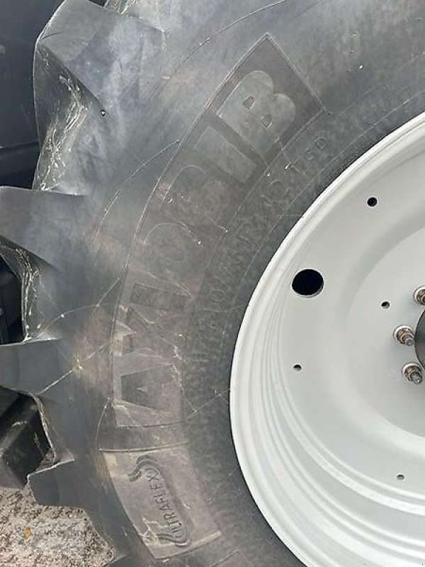 Traktor типа Massey Ferguson 8735 Dyna-VT, Gebrauchtmaschine в Colmar-Berg (Фотография 7)