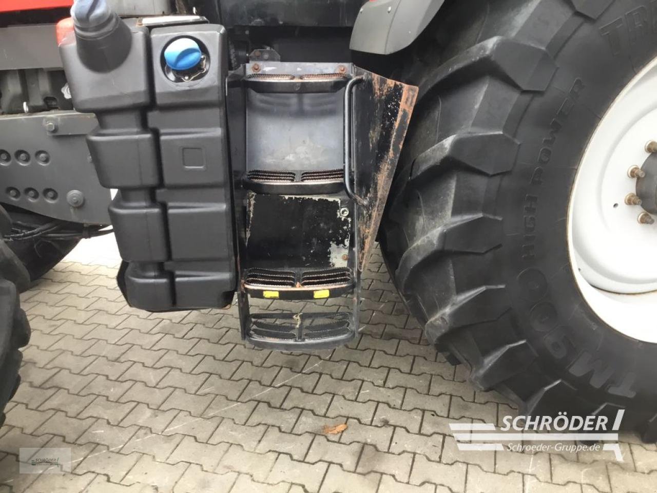 Traktor des Typs Massey Ferguson 8735 DYNA-VT, Gebrauchtmaschine in Wildeshausen (Bild 17)