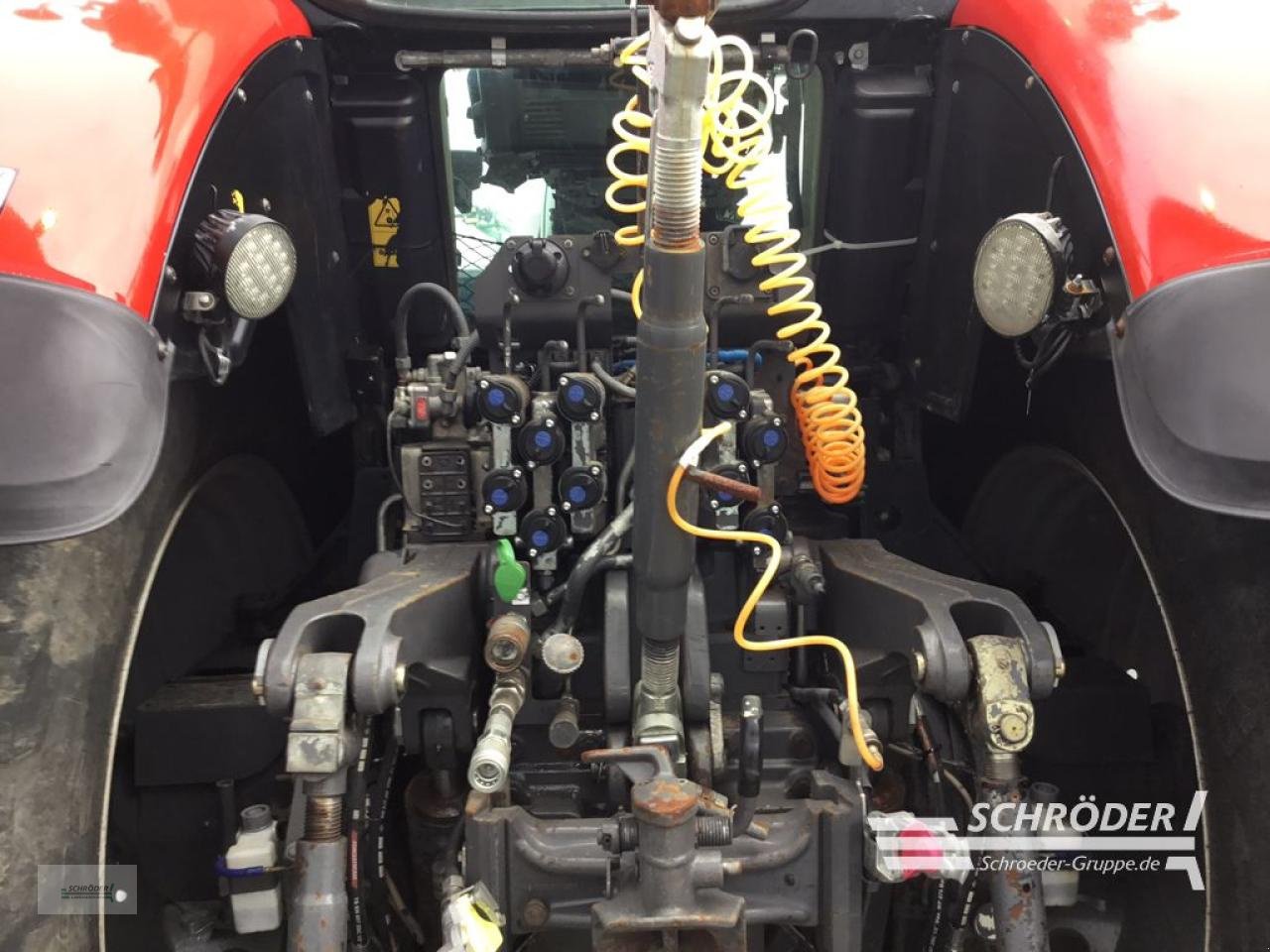 Traktor des Typs Massey Ferguson 8735 DYNA-VT, Gebrauchtmaschine in Wildeshausen (Bild 19)