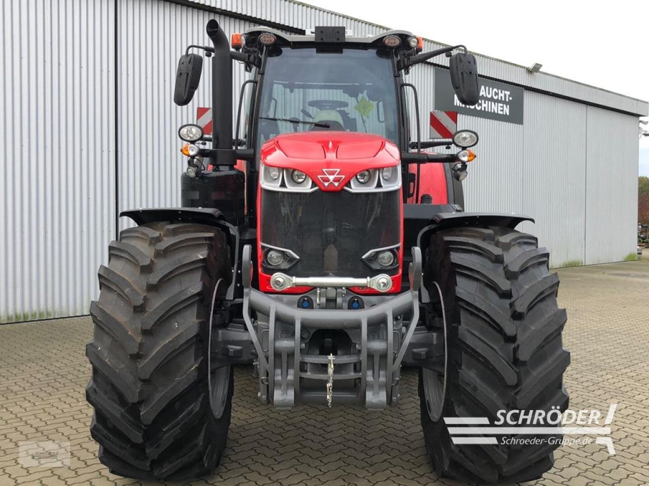 Traktor des Typs Massey Ferguson 8735 S DYNA-VT NEW EXCLUSIVE, Neumaschine in Ahlerstedt (Bild 2)