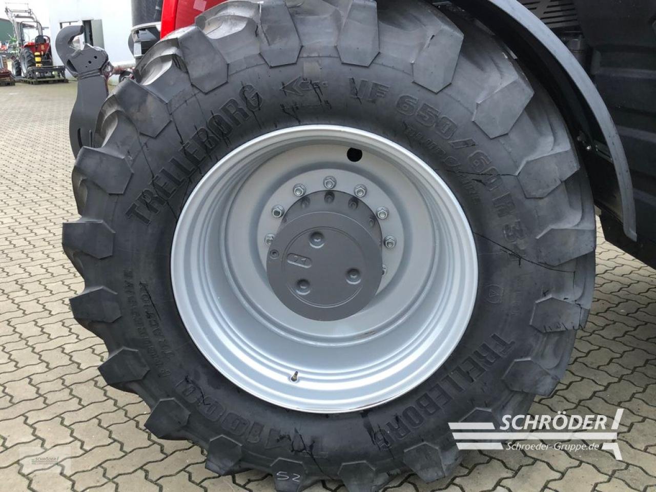 Traktor des Typs Massey Ferguson 8735 S DYNA-VT NEW EXCLUSIVE, Neumaschine in Ahlerstedt (Bild 9)