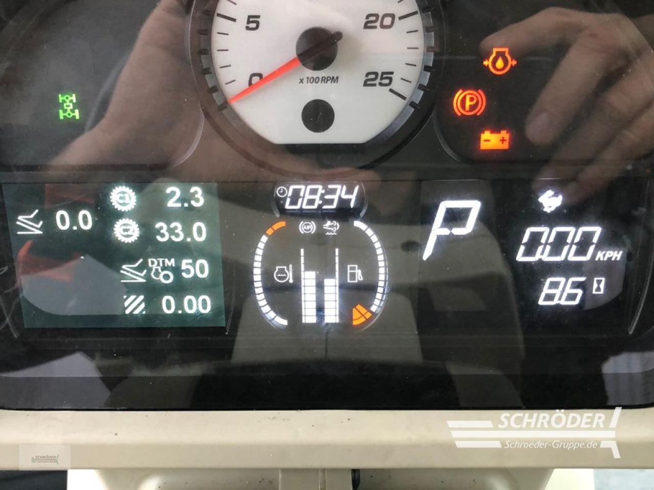 Traktor des Typs Massey Ferguson 8735 S DYNA-VT NEW EXCLUSIVE, Neumaschine in Ahlerstedt (Bild 14)