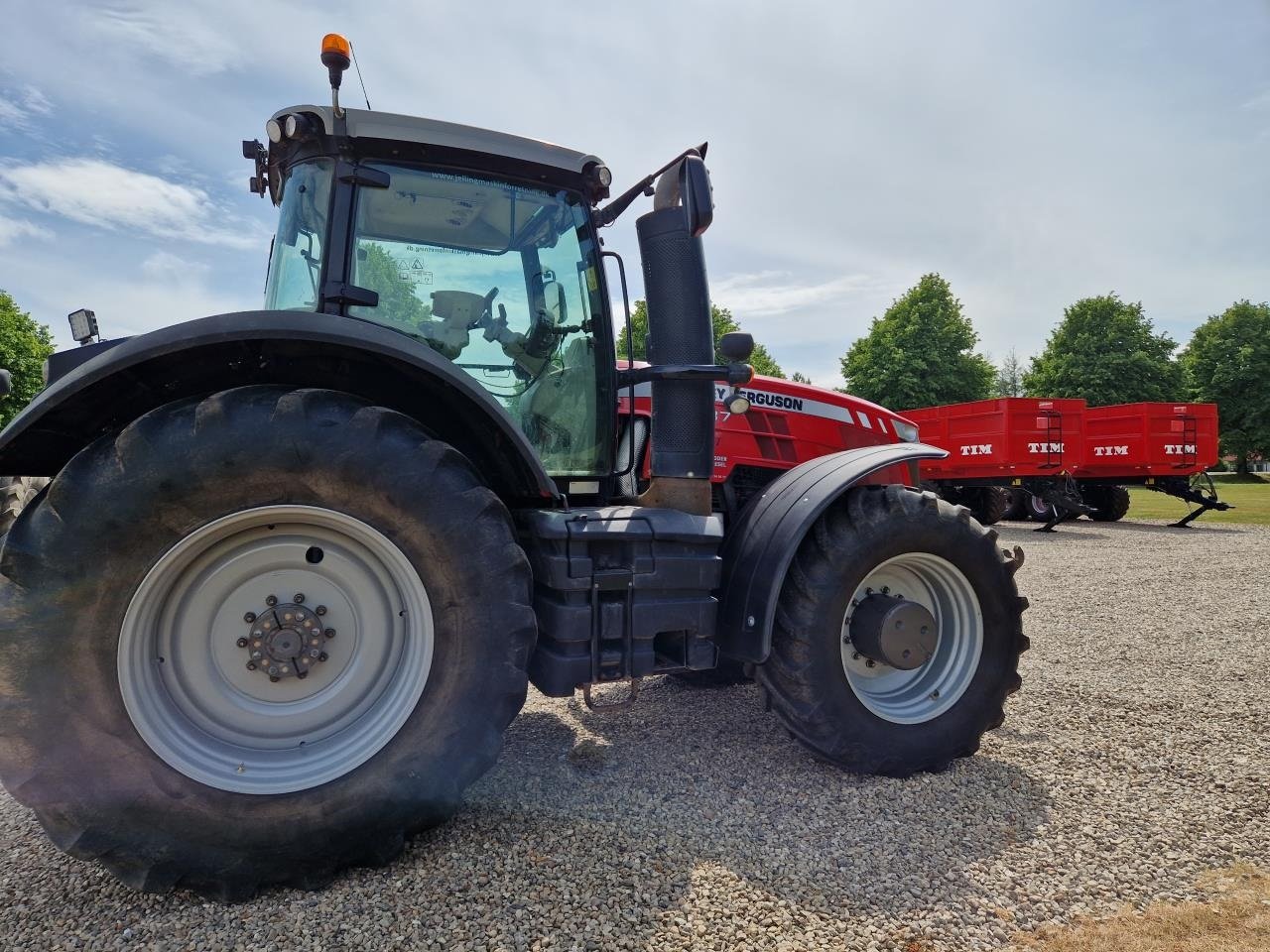 Traktor от тип Massey Ferguson 8737 EXCLUSIVE, Gebrauchtmaschine в Jelling (Снимка 4)
