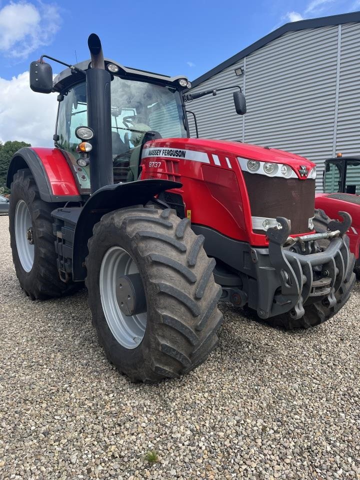 Traktor от тип Massey Ferguson 8737 EXCLUSIVE, Gebrauchtmaschine в Jelling (Снимка 10)