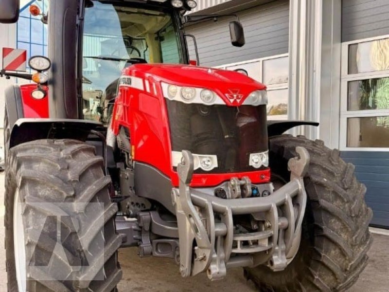 Traktor of the type Massey Ferguson 8737, Gebrauchtmaschine in Soyen