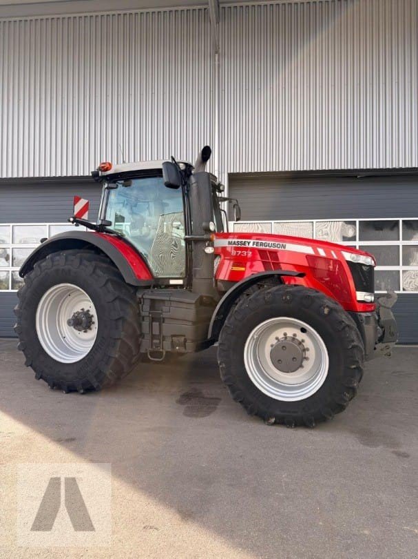Traktor typu Massey Ferguson 8737, Gebrauchtmaschine v Soyen (Obrázek 4)