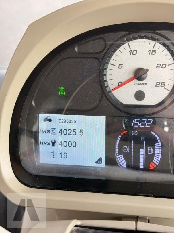 Traktor typu Massey Ferguson 8737, Gebrauchtmaschine v Soyen (Obrázek 5)