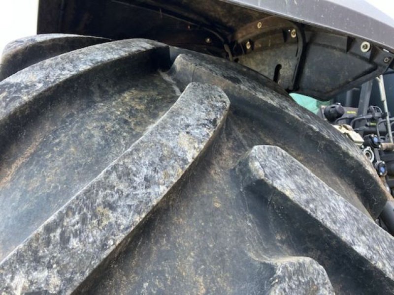 Traktor typu Massey Ferguson 8740 S DVT EXCLUSIVE, Gebrauchtmaschine v POUSSAY (Obrázek 10)