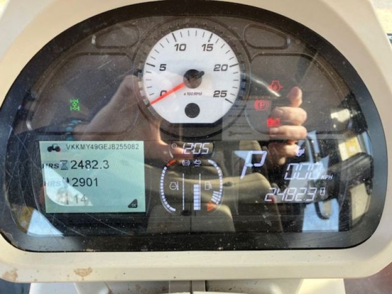 Traktor typu Massey Ferguson 8740 S DVT EXCLUSIVE, Gebrauchtmaschine v POUSSAY (Obrázek 8)