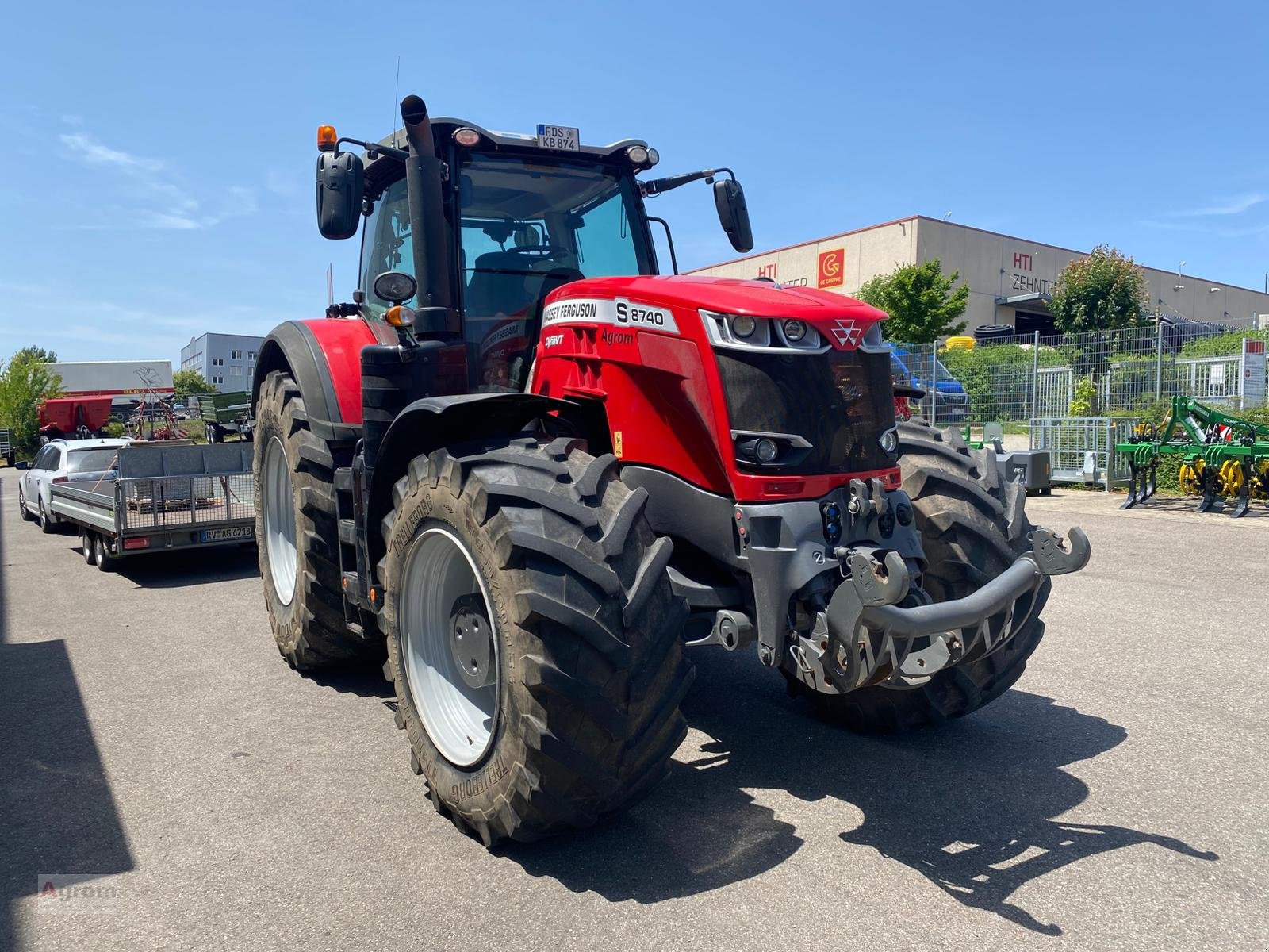 Traktor типа Massey Ferguson 8740 S Dyna VT Exclusive, Gebrauchtmaschine в Herrenberg-Gültstein (Фотография 1)