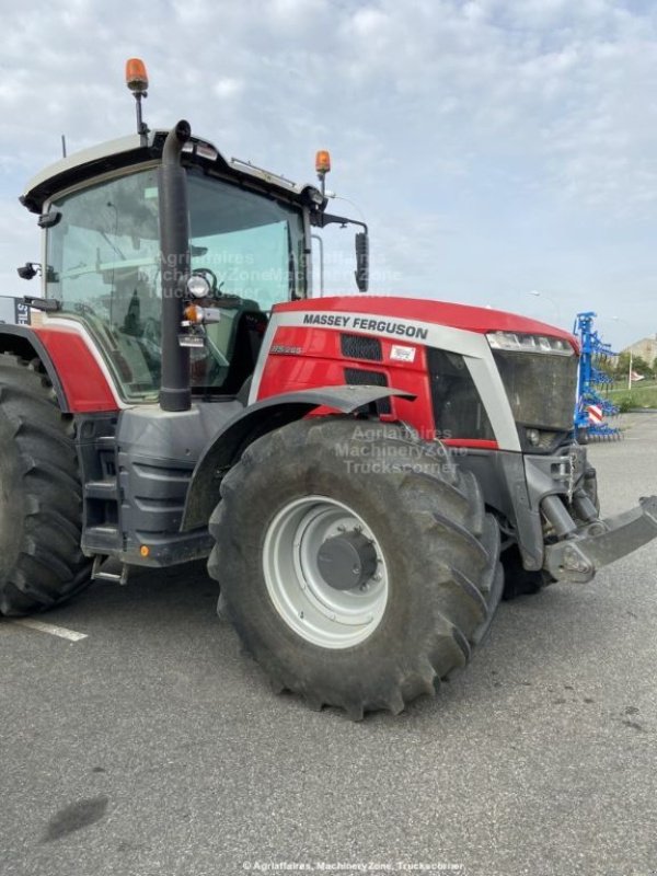 Traktor типа Massey Ferguson 8S 265, Gebrauchtmaschine в LOMBEZ (Фотография 2)