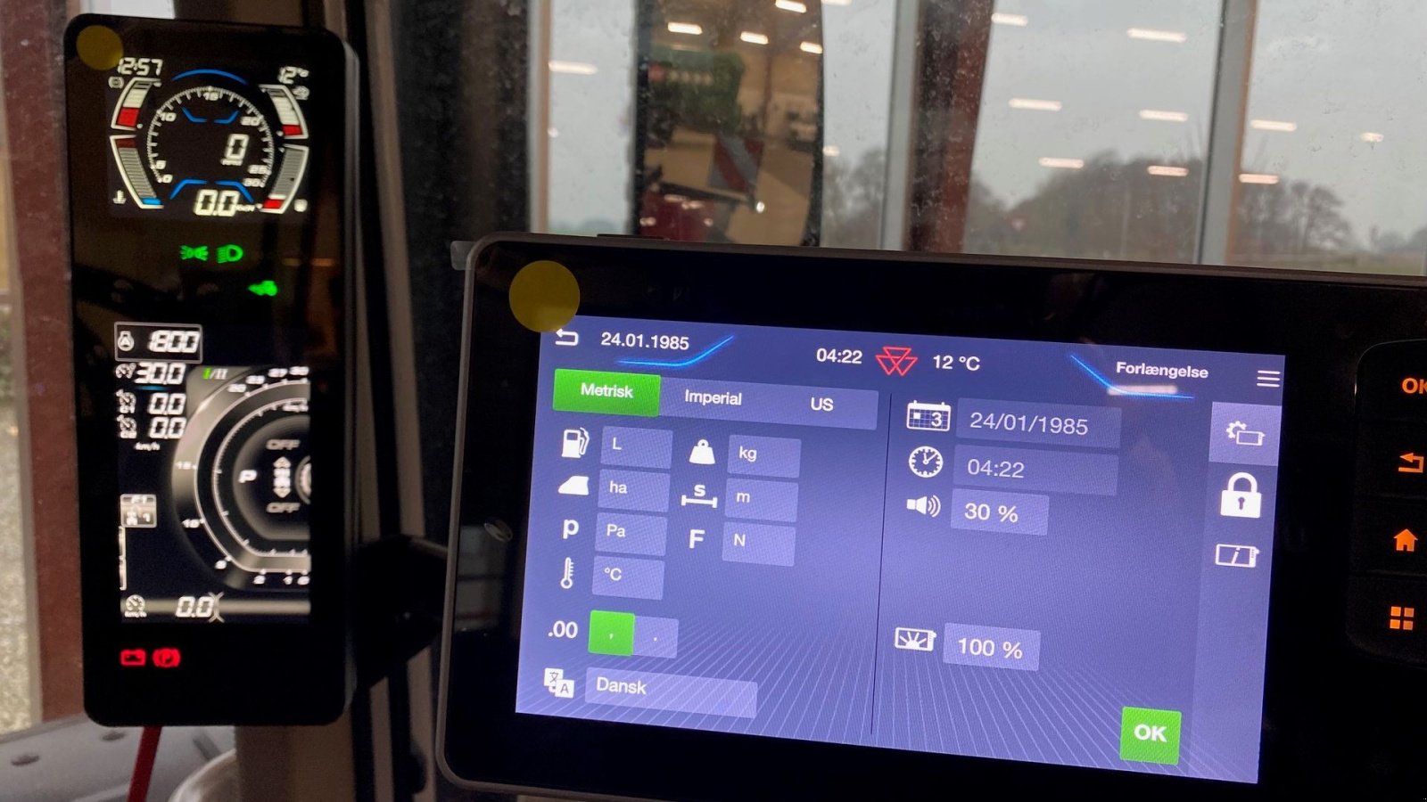 Traktor tip Massey Ferguson 8S-305 Dyna VT Exclusive, Gebrauchtmaschine in Ringe (Poză 13)