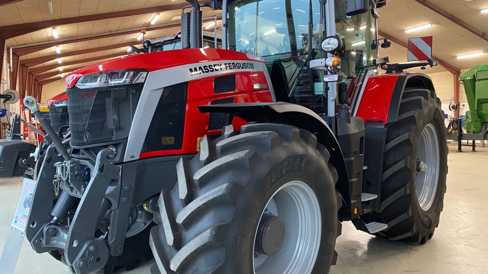 Traktor tip Massey Ferguson 8S-305 Dyna VT Exclusive, Gebrauchtmaschine in Ringe (Poză 3)