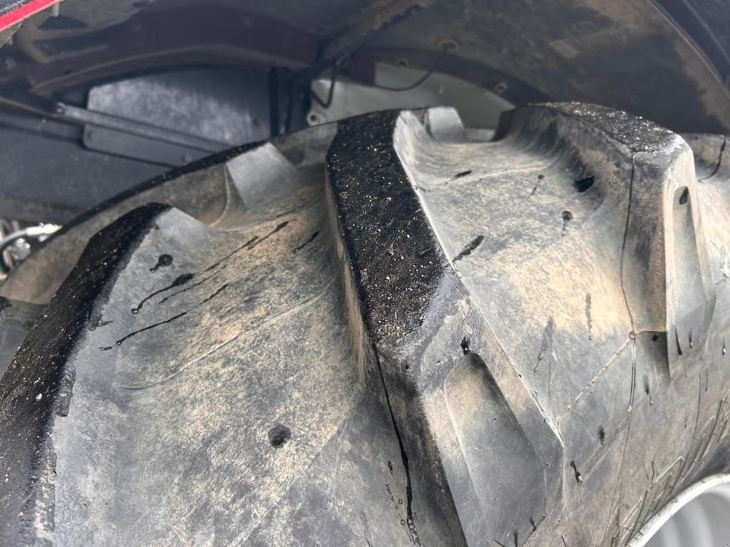 Traktor des Typs Massey Ferguson 8S.205 D7, Gebrauchtmaschine in JOSSELIN (Bild 9)