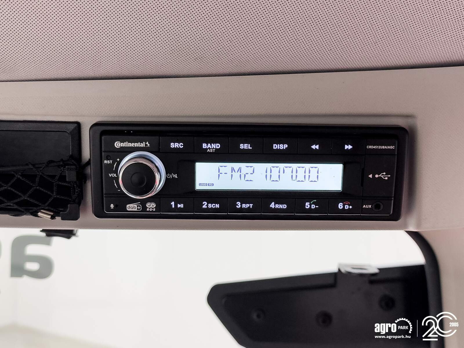 Traktor tip Massey Ferguson 8S.205 EFD7, Gebrauchtmaschine in Csengele (Poză 25)