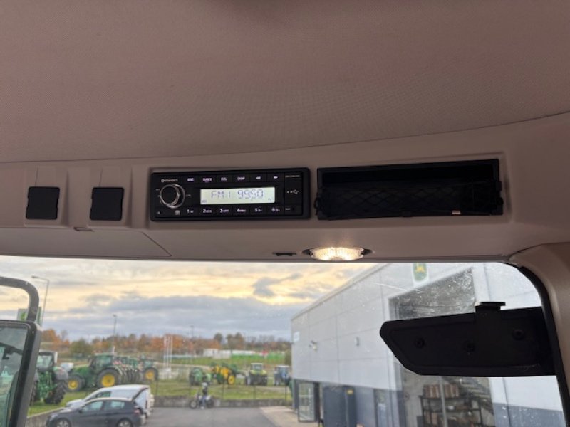 Traktor of the type Massey Ferguson 8S.205, Gebrauchtmaschine in SAINTE-MENEHOULD (Picture 11)