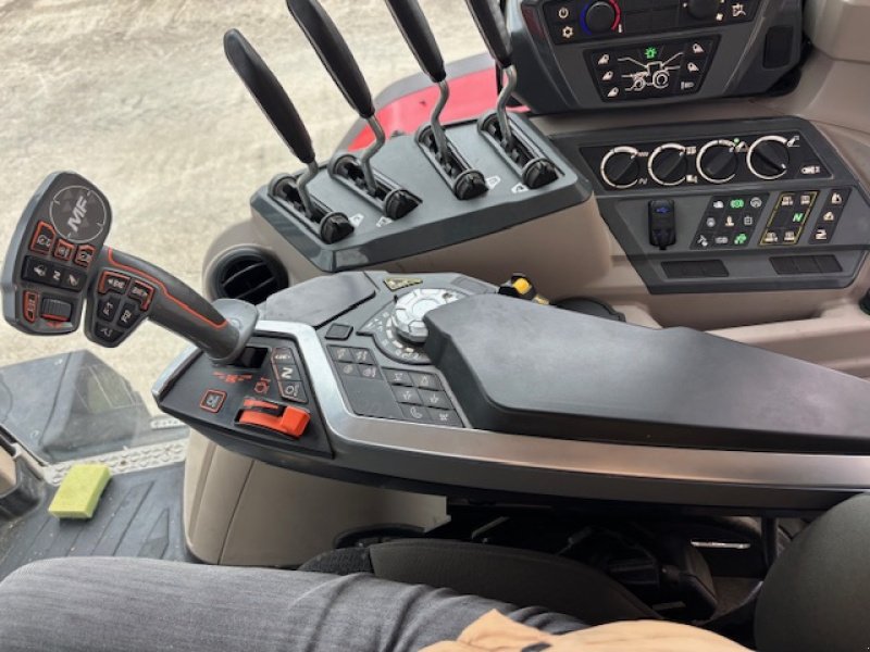 Traktor Türe ait Massey Ferguson 8S.205, Gebrauchtmaschine içinde VOUZIERS (resim 10)